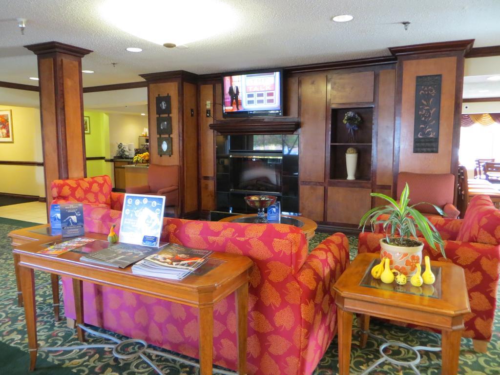 Baymont By Wyndham Kalamazoo East Bagian luar foto